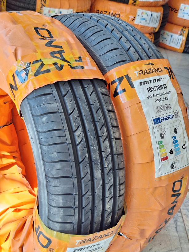لاستیک خودرو ترازانو 185/70R13 گل T118
